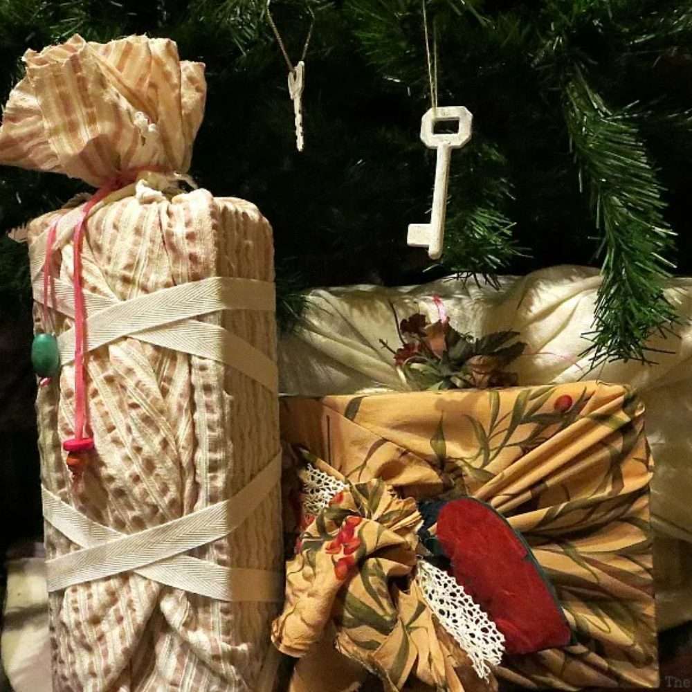 unique gift wrapping ideas for christmas