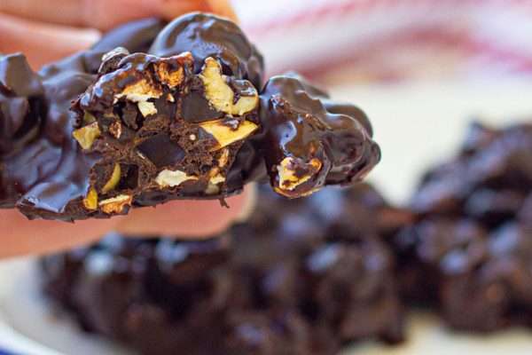 DARK CHOCOLATE POPCORN BOMBS
