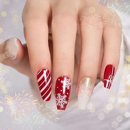 red Christmas nails