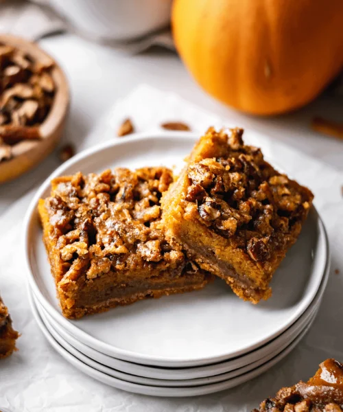 PECAN PUMPKIN PIE BARS
