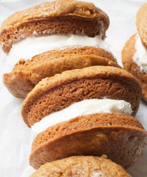 AMISH PUMPKIN WHOOPIE PIES
