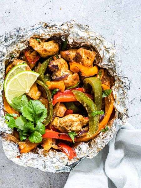 Easy Chicken Fajita Foil Packets
