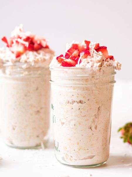 Strawberry Overnight Oats
