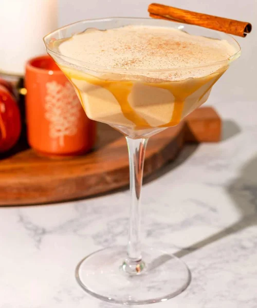 PUMPKIN MUDSLIDE COCKTAIL WITH CARAMEL
