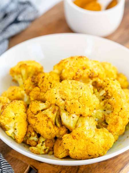 AIR FRYER TURMERIC ROASTED CAULIFLOWER
