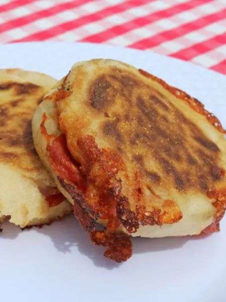 Campfire Pizza Sandwiches
