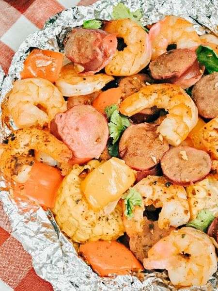 Cajun Shrimp Boil Foil Packets
