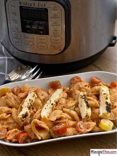 Instant Pot Halloumi Pasta Bake
