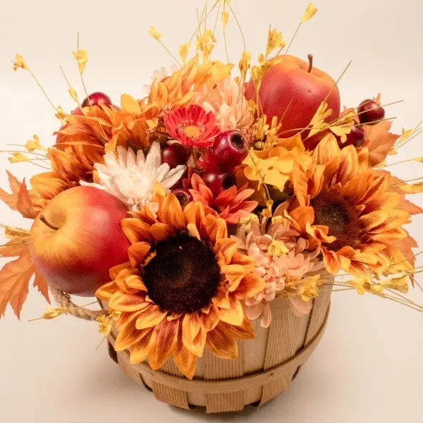 Rustic Fall Centerpiece
