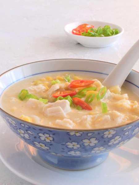 CHINESE CHICKEN AND SWEETCORN SOUP SLOW COOKER RECIPE

