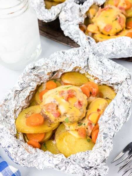 Honey Garlic Chicken Potato Foil Packets (Campfire Chicken)
