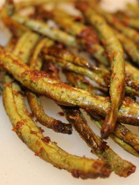 Oven Roasted Parmesan Green Beans
