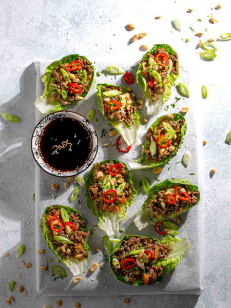 Classic Chinese lettuce wraps