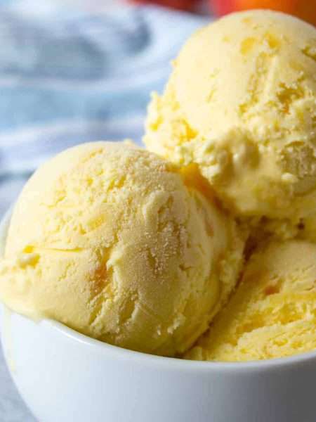 Peaches and Cream Ice Cream
