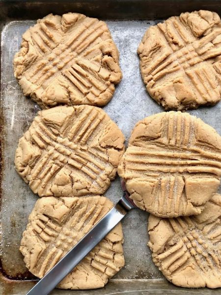 School Cafeteria Cookies
