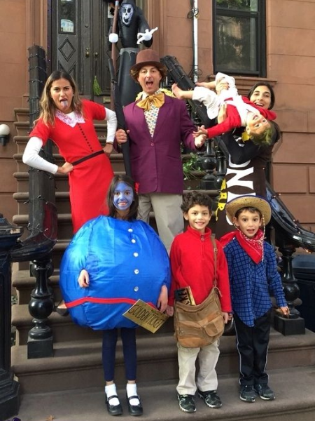 willy wonka family costume idea