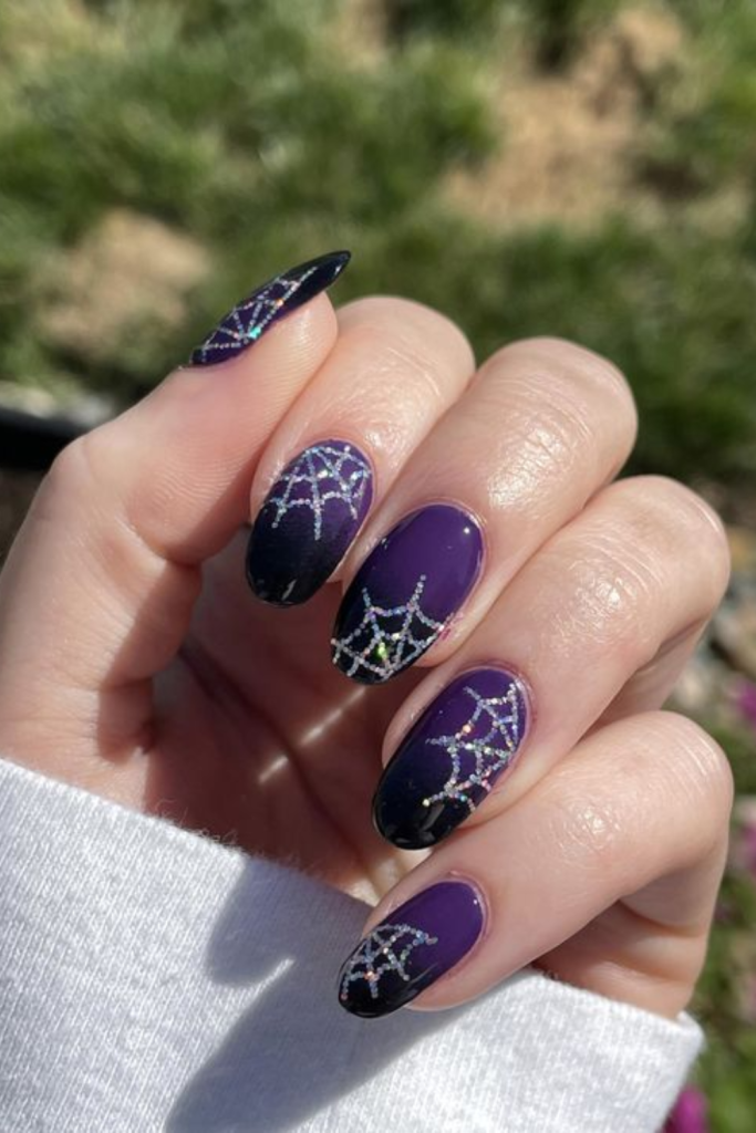 spider web Halloween nails