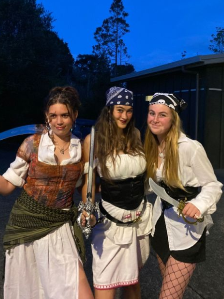 The Three Musketeers trio halloween costume ideas