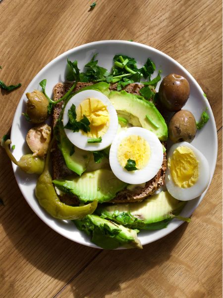 Easy Healthy Avocado Egg Sandwich
