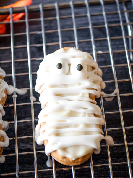 Mummy Cookies

