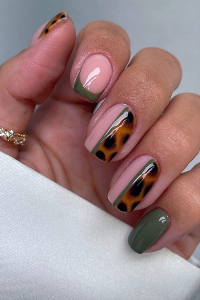 fall square nails