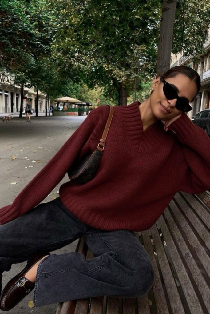 fall outfits with burgundy
