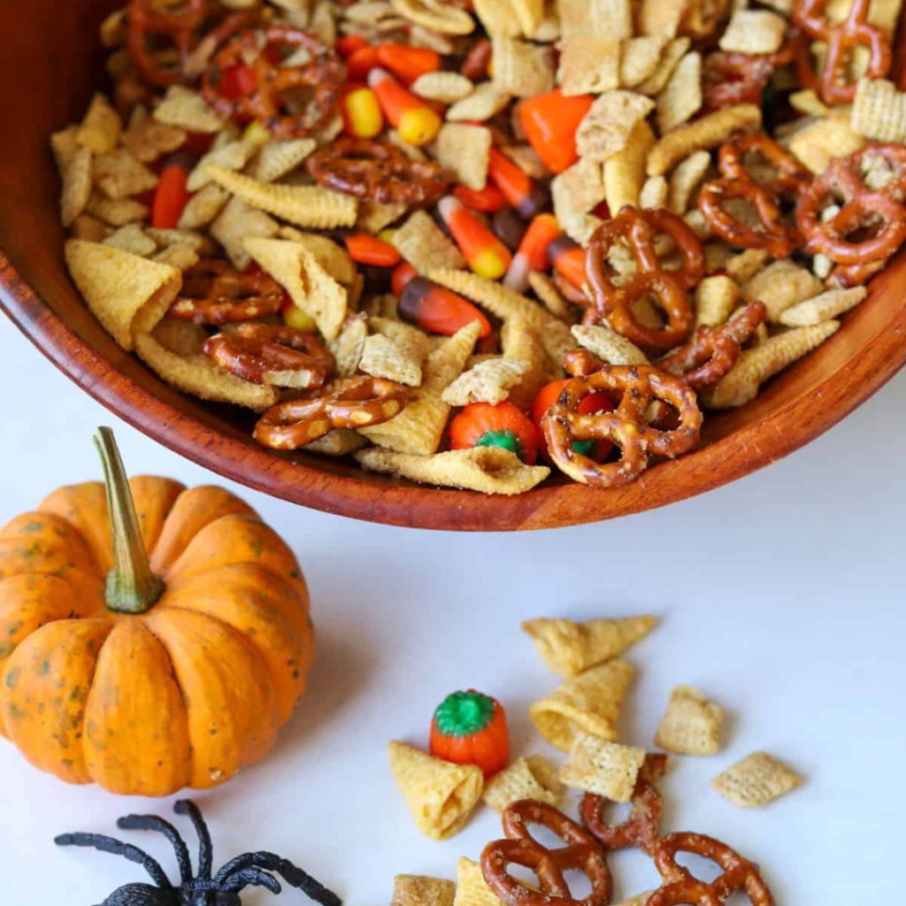Halloween Snack Mix
