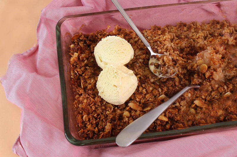 Delightful Baked Cinnamon Apple Crisp Recipe