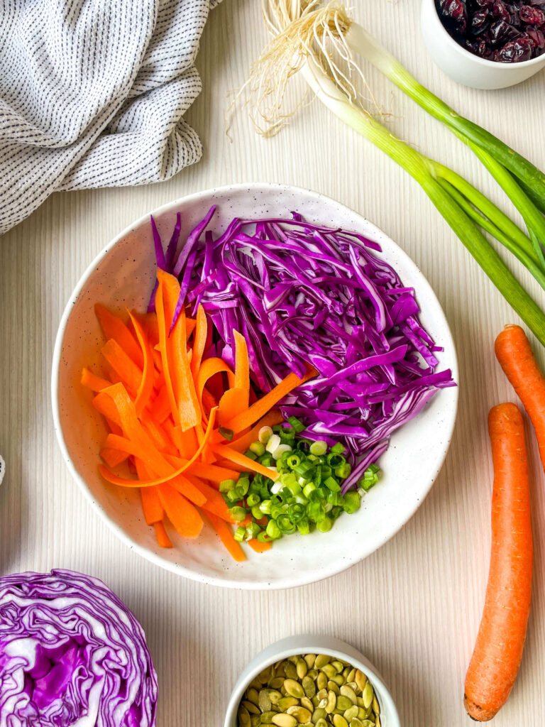 Red Cabbage Carrot Salad (coleslaw)