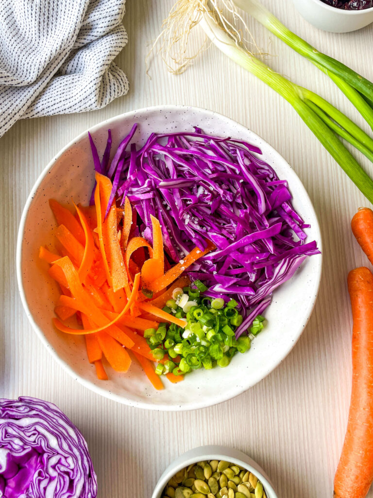 Red Cabbage Carrot Salad (coleslaw)