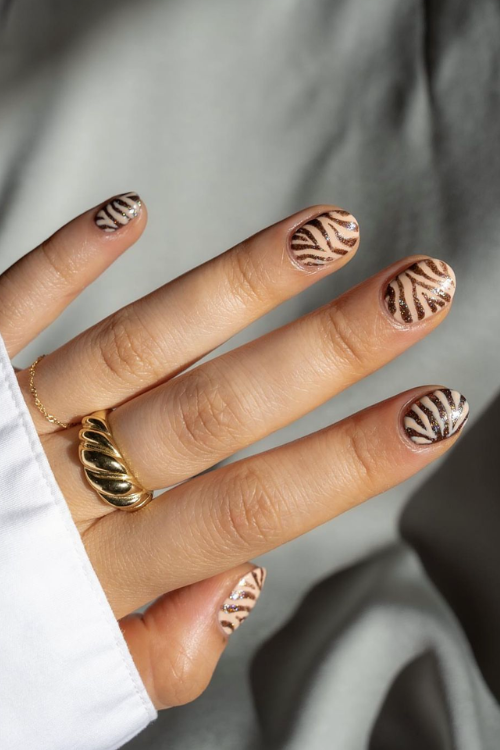 33 Effortlessly Chic Nude Nails for a Barely There, Totally Gorgeous Manicure 33 Effortlessly Chic Nude Nails for a Barely There, Totally Gorgeous Manicure