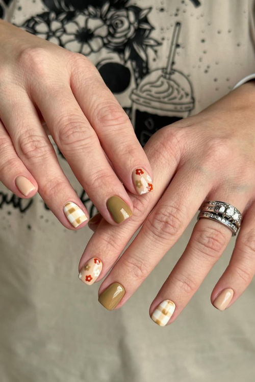 33 Effortlessly Chic Nude Nails for a Barely There, Totally Gorgeous Manicure 33 Effortlessly Chic Nude Nails for a Barely There, Totally Gorgeous Manicure