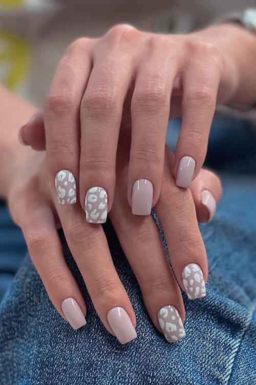 33 Effortlessly Chic Nude Nails for a Barely There, Totally Gorgeous Manicure 33 Effortlessly Chic Nude Nails for a Barely There, Totally Gorgeous Manicure