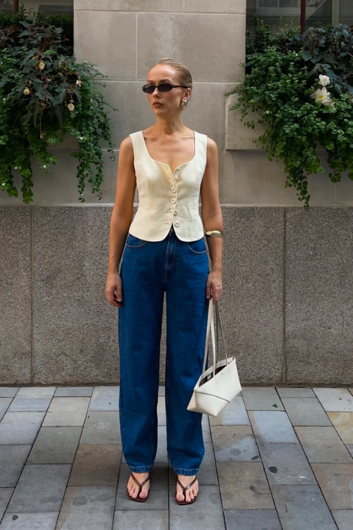 I Had No Idea Barrel Jeans Can Look Good Too. I Mean These Outfits Prove It!