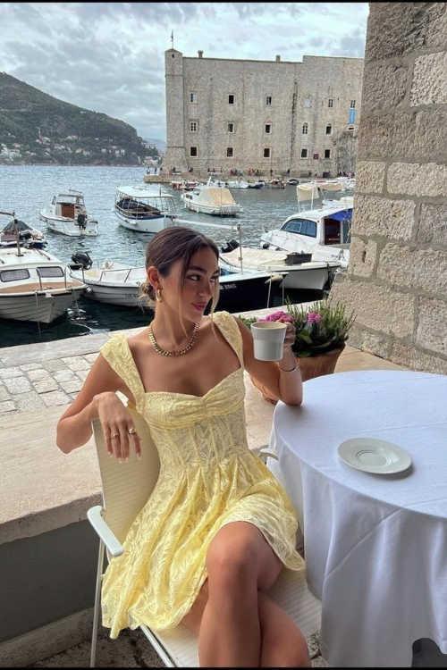 24 Ultra-Cute Easter Outfits That Will Make That Damn Bunny Jealous, LOL