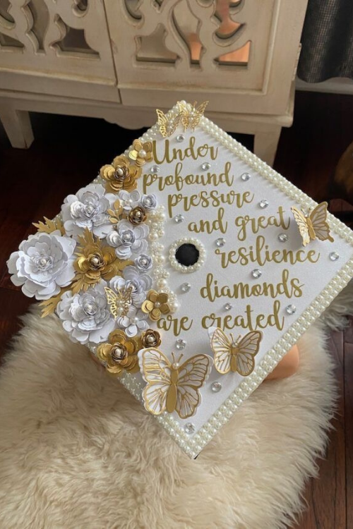 unique graduation cap designs